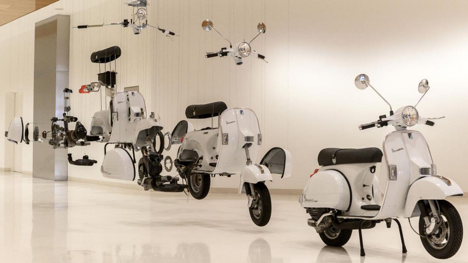 La Fundación Santander trae a Madrid la colección de Teixeira de Freitas - Ver ahora