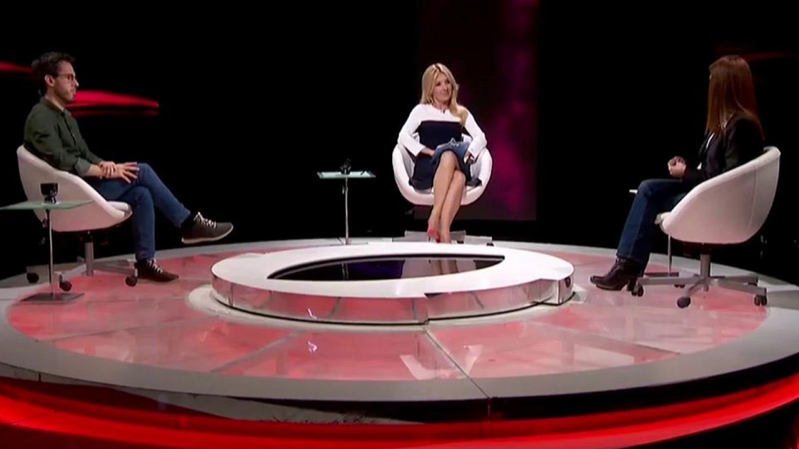 Versión española - Techo y comida (coloquio) - ver ahora