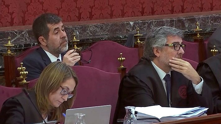 Informativo 24h - El teniente responsable de la seguridad el 20S declara que salir por un pasillo aún policial hubiera sido "suicida"