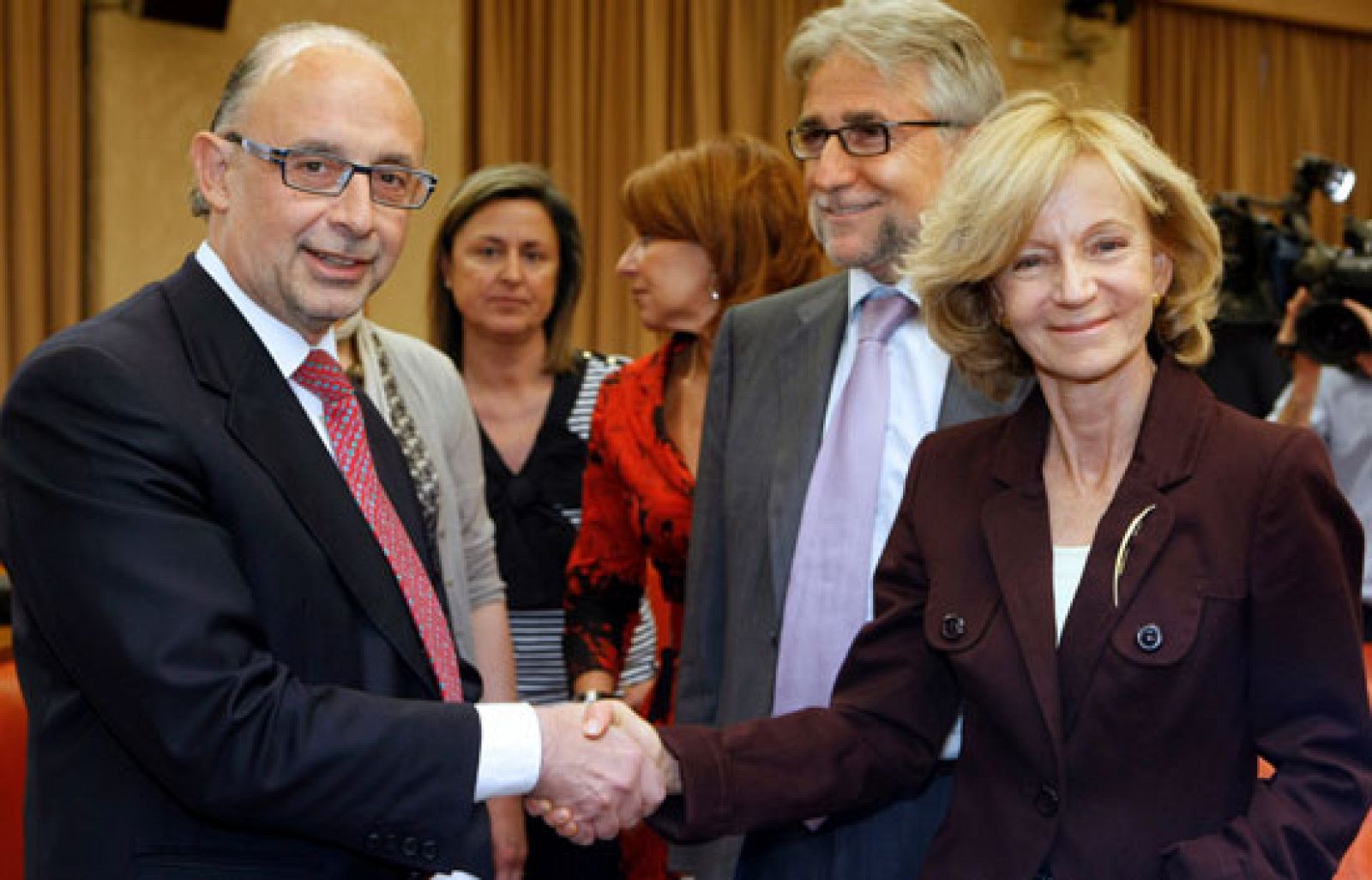 La crisis alcanzará este año la máxima intensidad según Elena Salgado | Ver