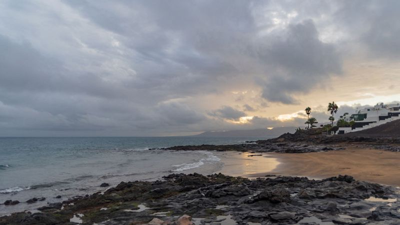 Cielo despejado salvo en Canarias donde habrá chubascos - Ver ahora