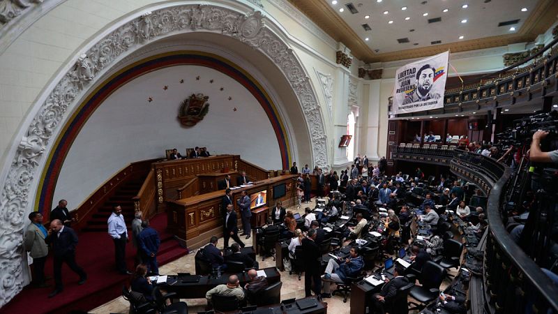 Guaidó, de vuelta en la Asamblea Nacional