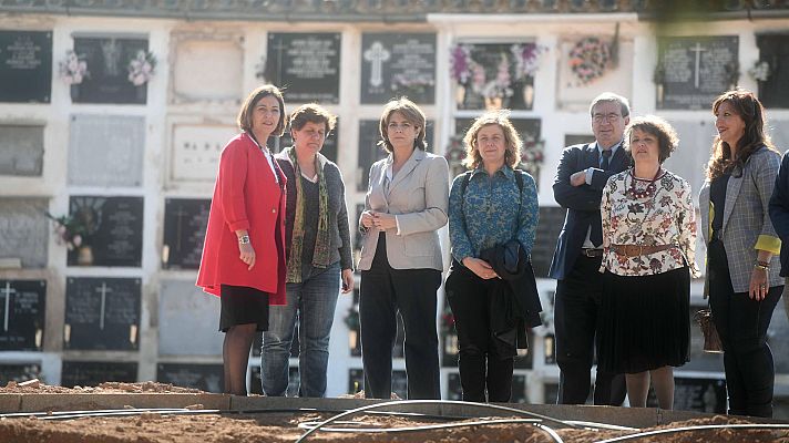 Telediario 1 - Siguen las exhumaciones de las víctimas del franquismo en Córdoba