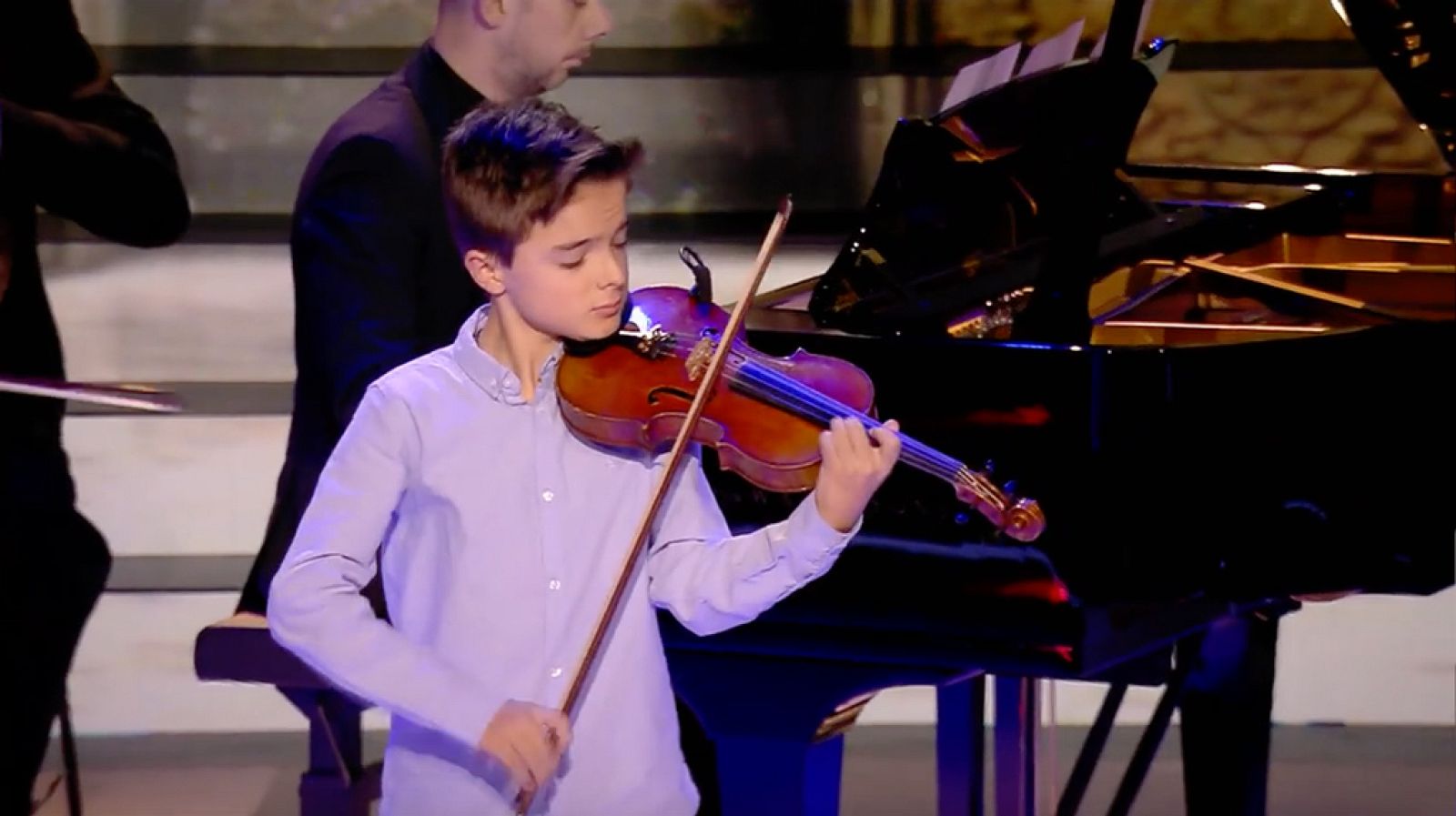 Elias, una estrella con el violín entre las manos | Ver