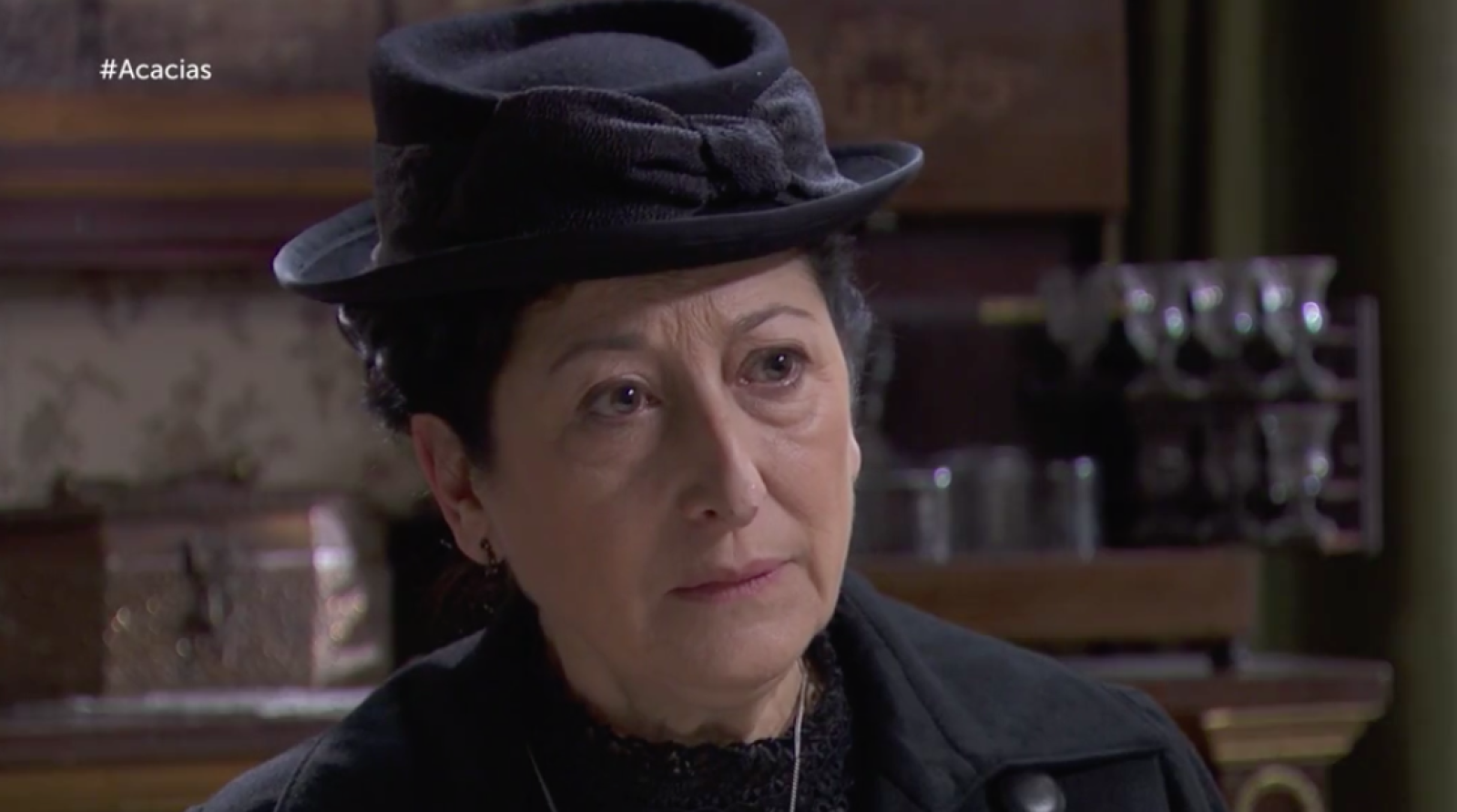 Acacias 38 - Úrsula acude a la pensión a hablar con Telmo | Ver