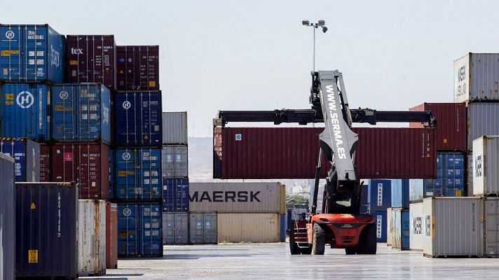 Telediario 1 - La economía española crece un 2,6% en 2018