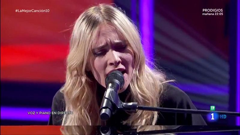 Brisa Fenoy canta 'Lo malo'