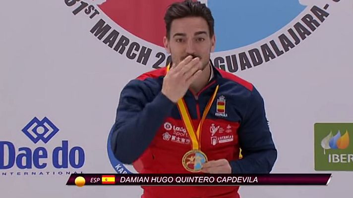 Kárate - Entrega de la medalla de oro a Damián Quintero