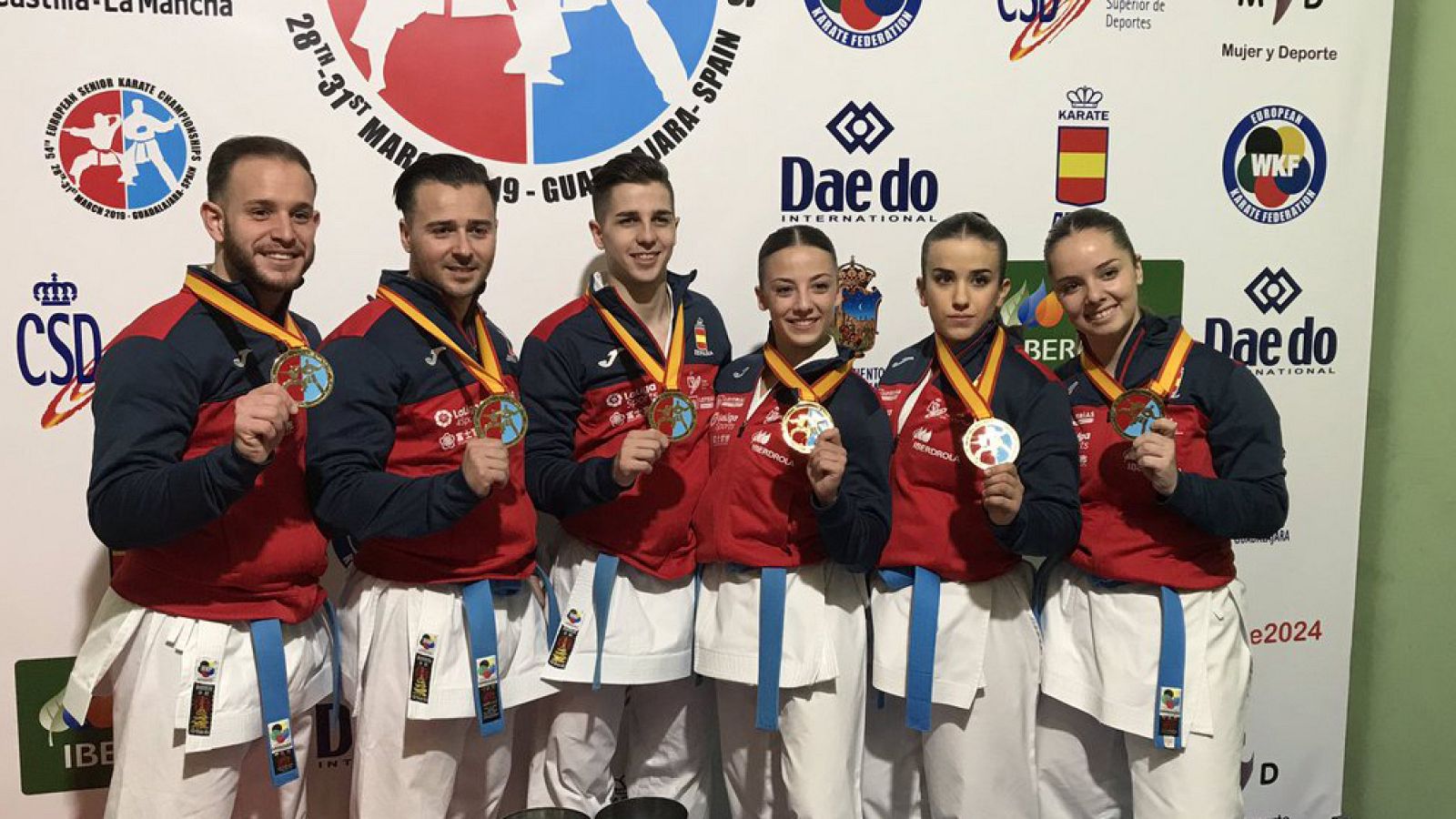 Europeos de kárate 2019 | Los equipos masculino y femenino de kata logran el título europeo - Kárate | Ver