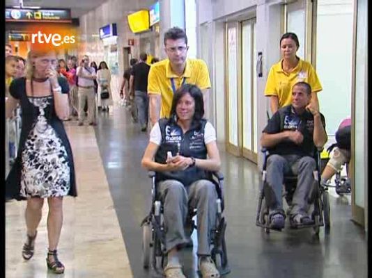 Al filo de lo imposible - Emocionado regreso de Pasaban