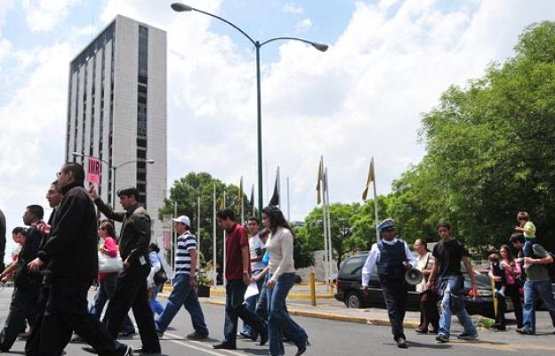La noche en 24h - Seísmo de 5,9 en México D.F.