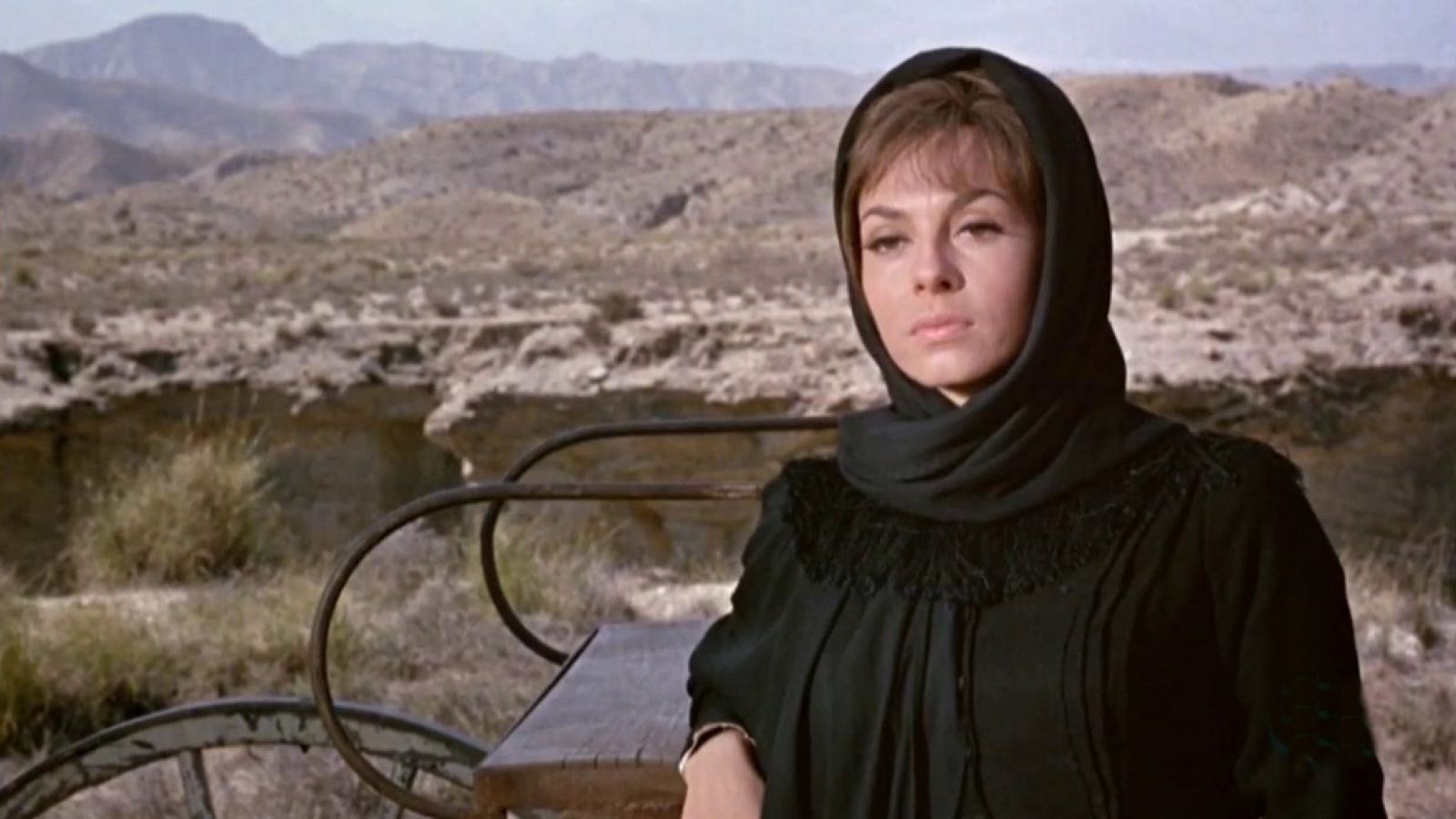 Mañanas de cine - Cementerio sin cruces - ver ahora