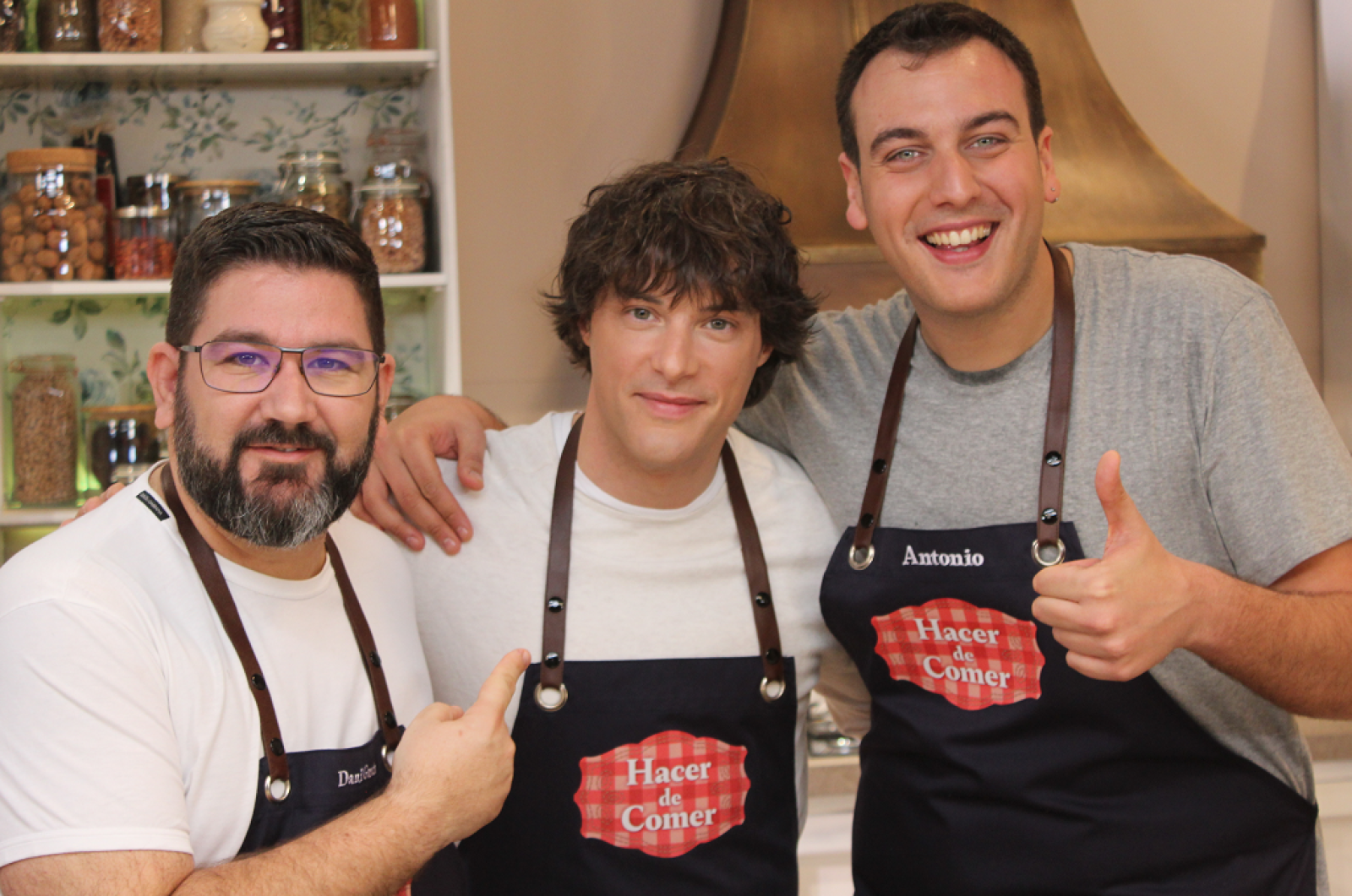 Jordi Cruz cocina junto a Dani García verdinas con faisán | Ver