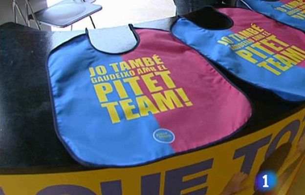  - Un babero para ver jugar al Barça