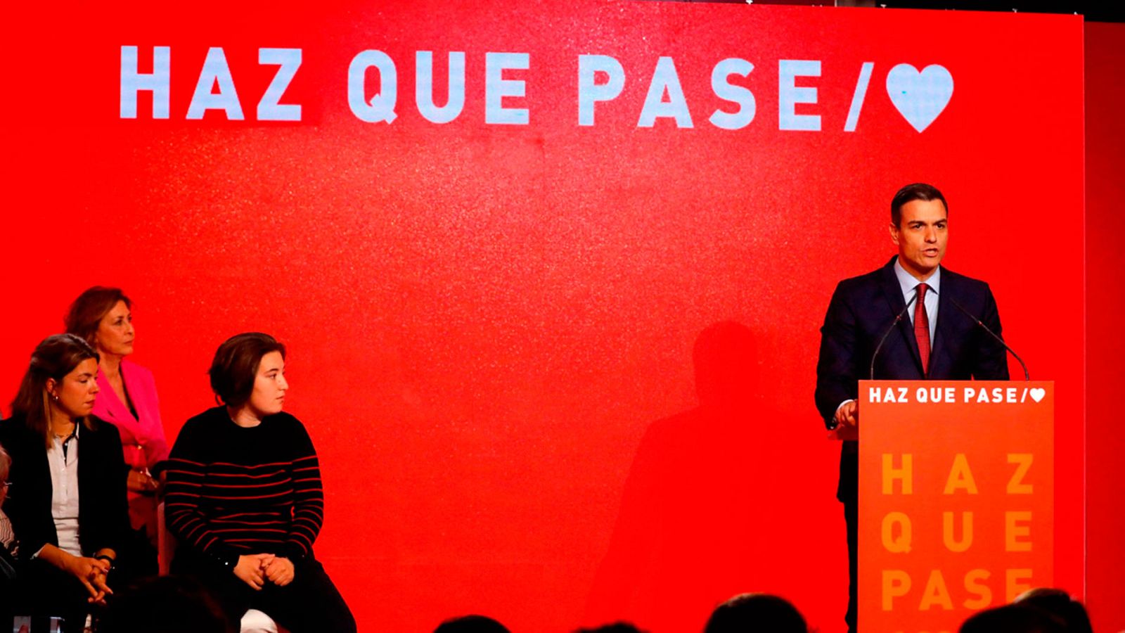 Sánchez reclama un "esfuerzo extraordinario" de movilización para el 28A con la campaña "Haz que pase"