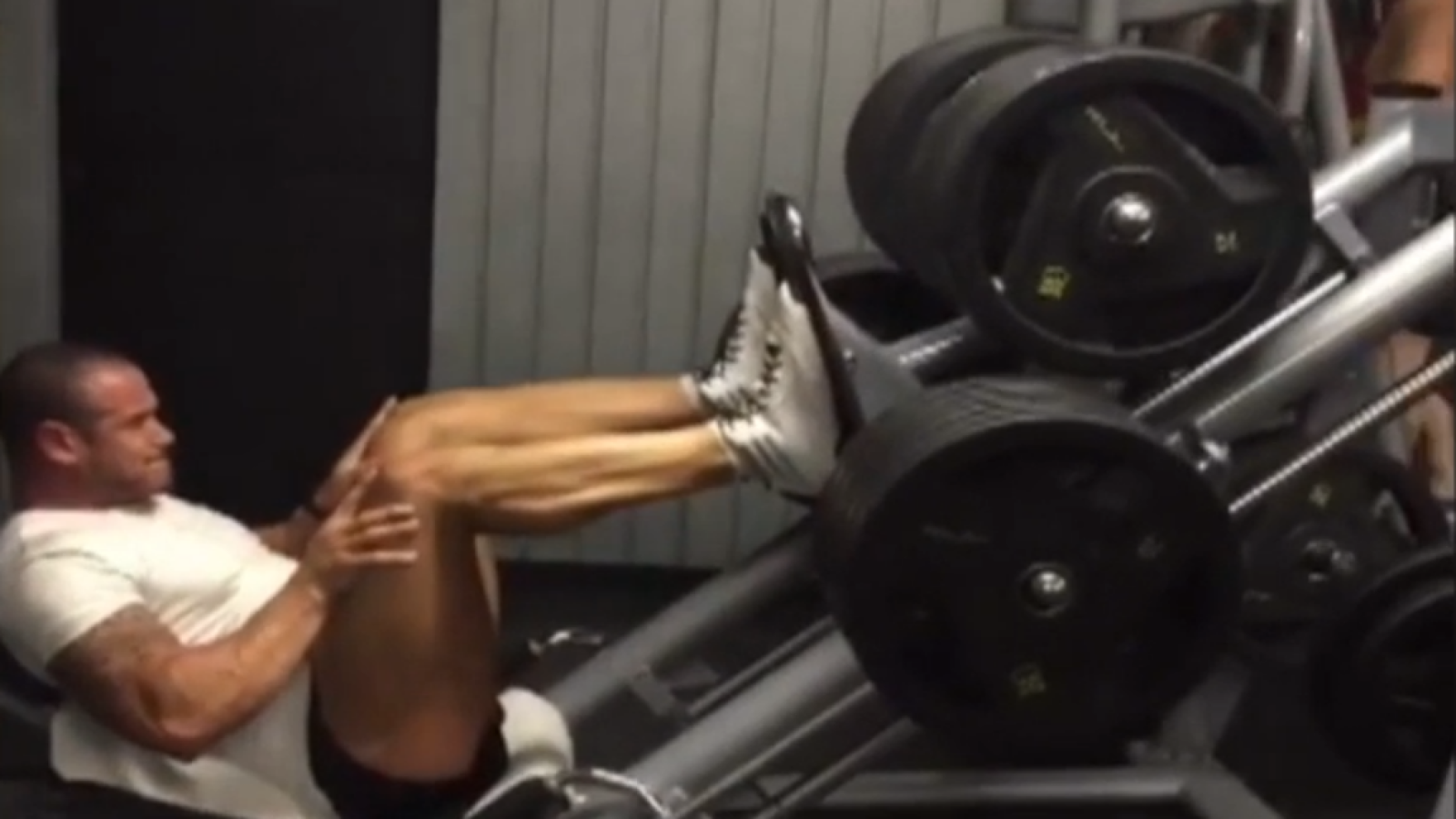 Detenido un entrenador personal por un centenar de estafas | Ver