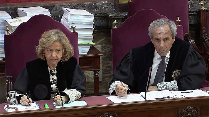 Telediario 1 - "tuvimos que utilizar la fuerza"