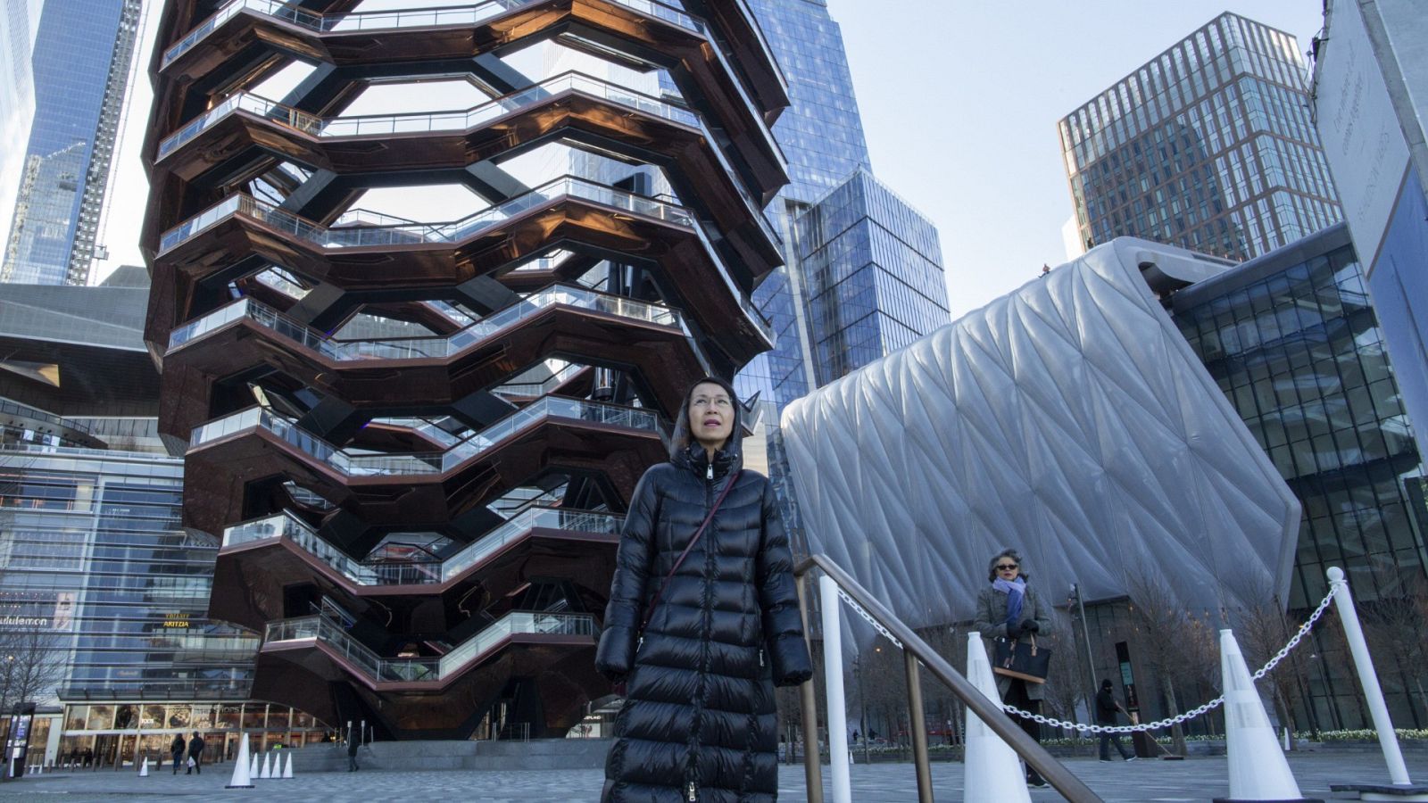 The Shed, el edificio sobre ruedas que mantiene a Nueva York en la vanguardia | Ver