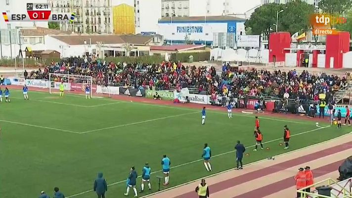  - Gol de Alexia Putellas gracias a un gran centro de Jenni Hermoso