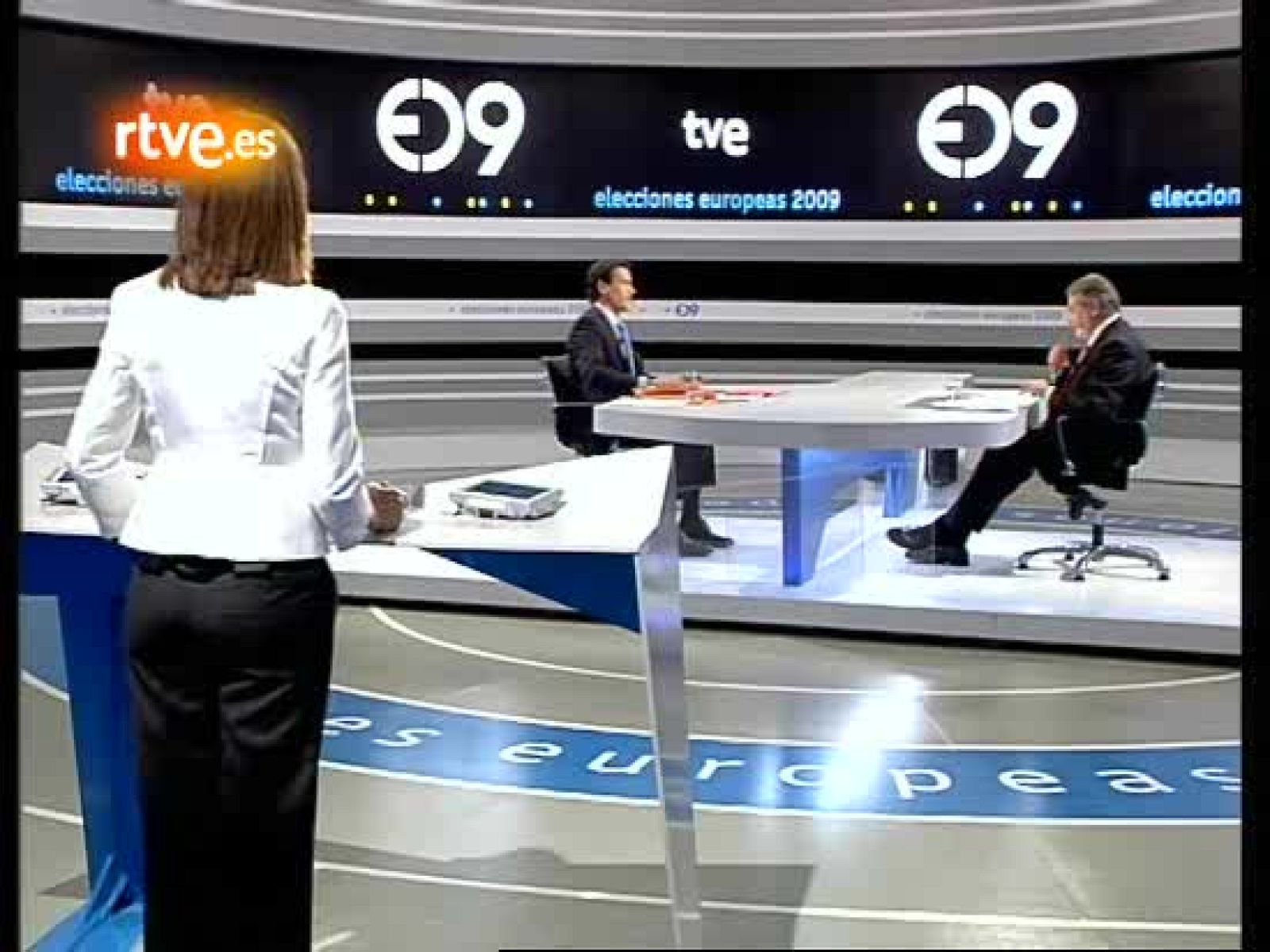 Aguilar pide que el debate se centre en la política exterior y en la política europea | Ver