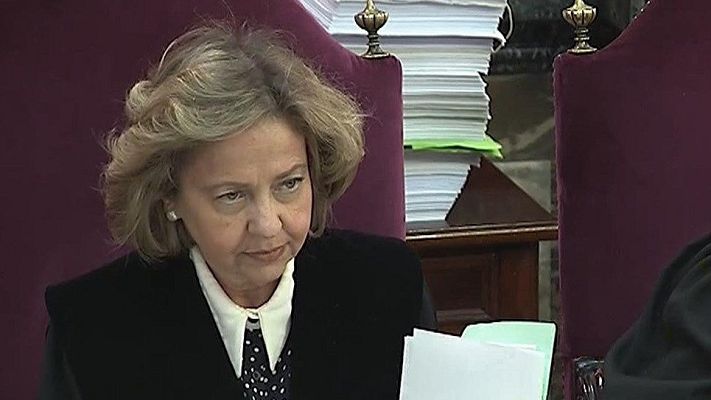 Informativo 24h - Un guardia civil del 1-O: "Salí corriendo porque temí por mi integridad física tras recibir la agresión"