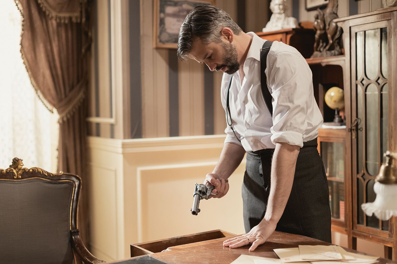 Doña Susana llega a tiempo para salvar a Felipe | Ver