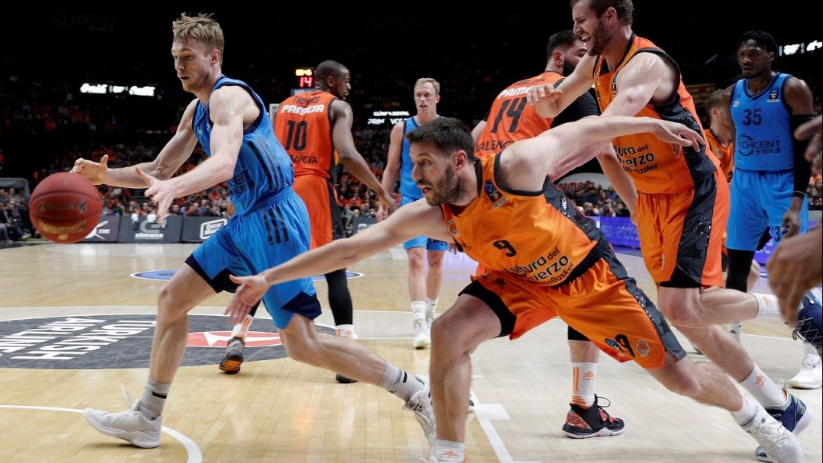Baloncesto - Eurocup Playoff Final 1º partido: Valencia Basket - Alba Berlín - ver ahora