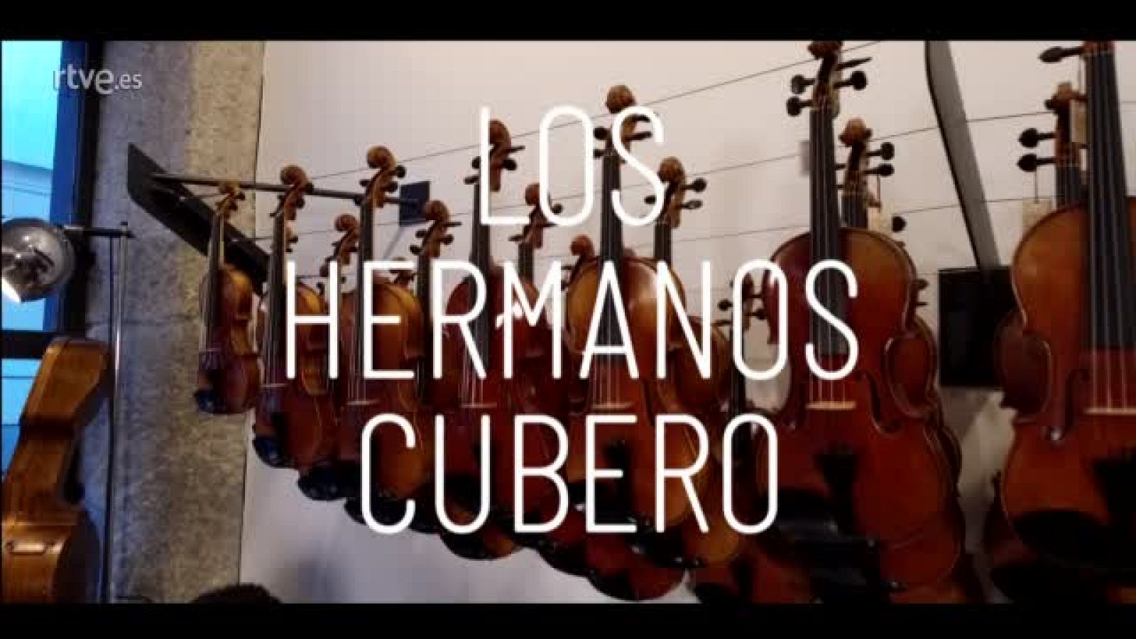 Atención Obras - Acústico Hermanos Cubero