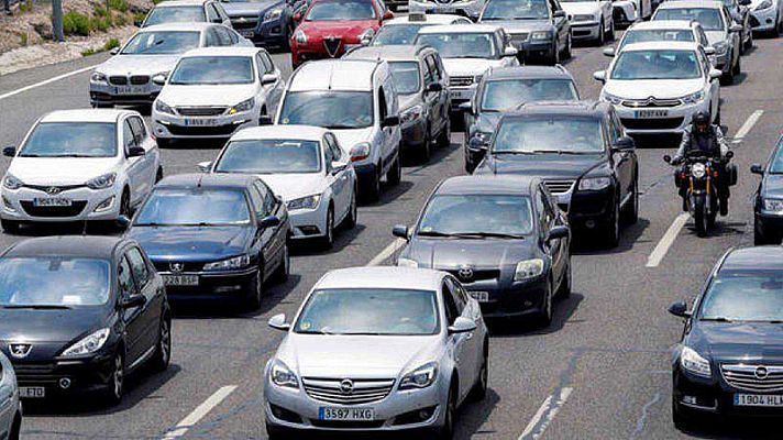 Telediario 1 - Previstos 15 millones de desplazamientos durante la Semana Santa