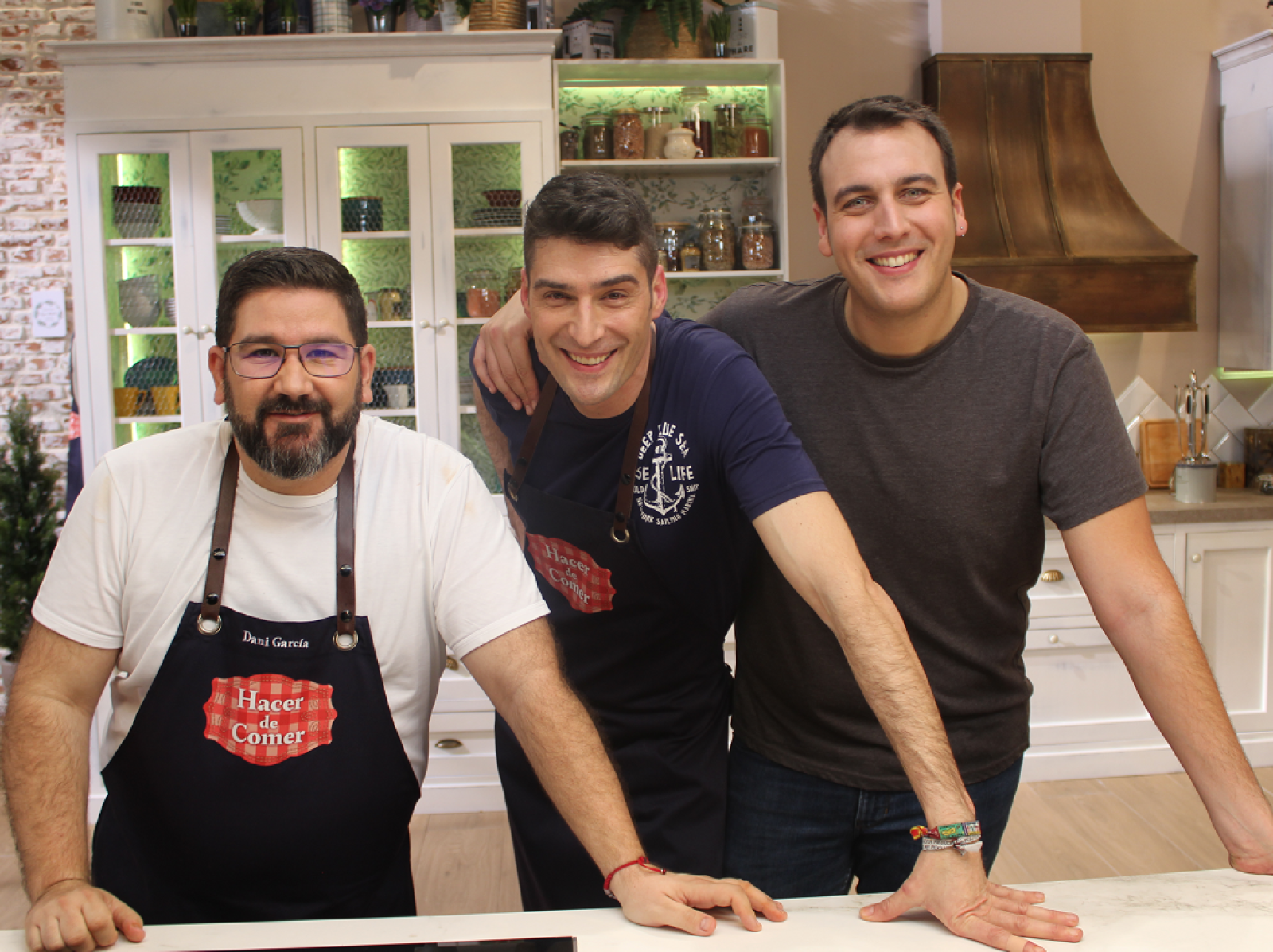 Fidel, aspirante de MasterChef 3, visita "Hacer de comer" | Ver