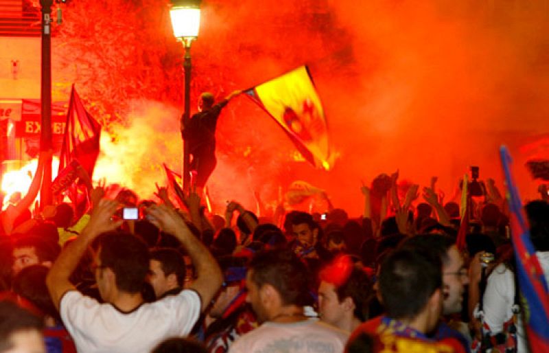 Los aficionados del Barça celebran la Copa de Europa