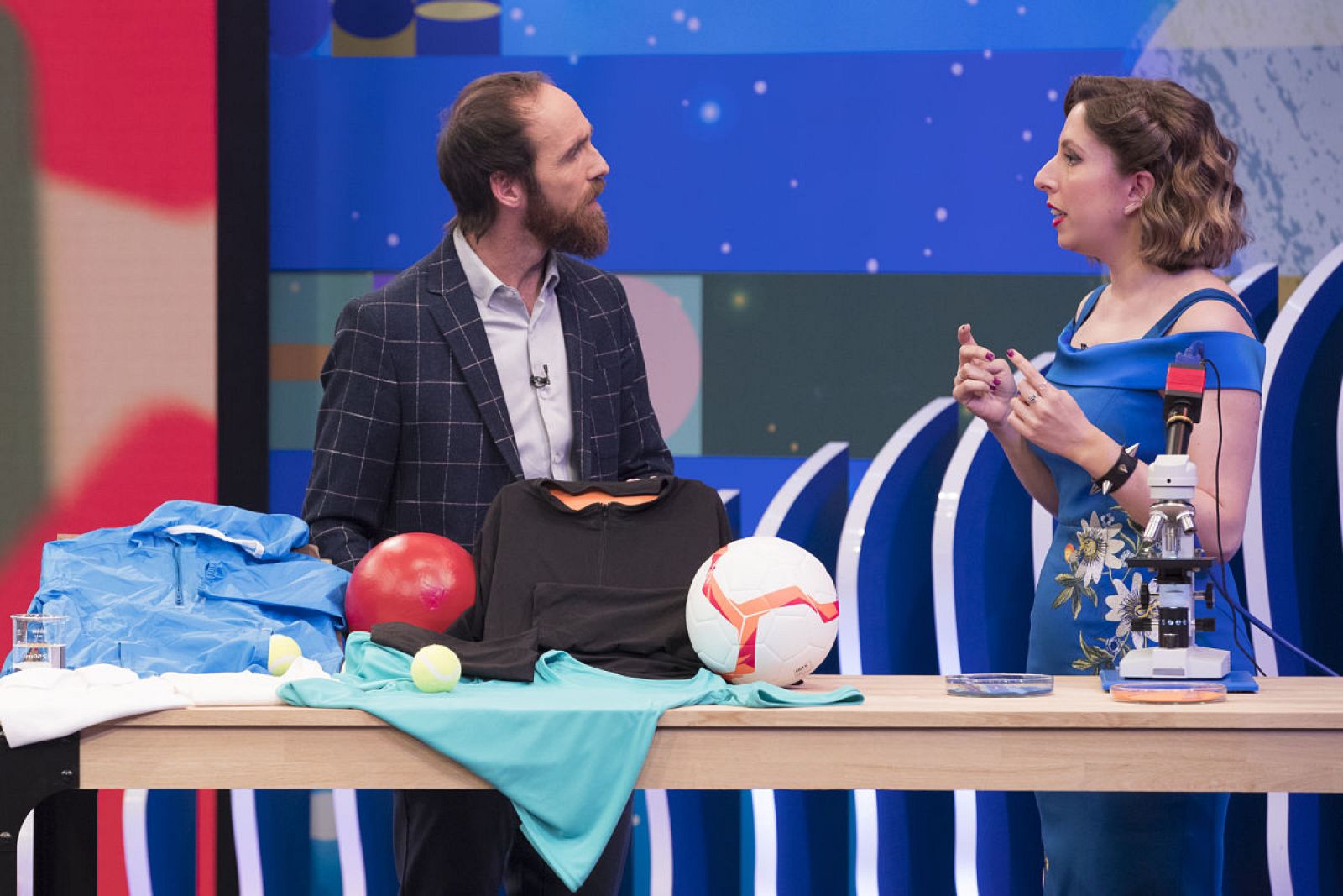 Órbita Laika - Química con Deborah García - Tejidos deportivos