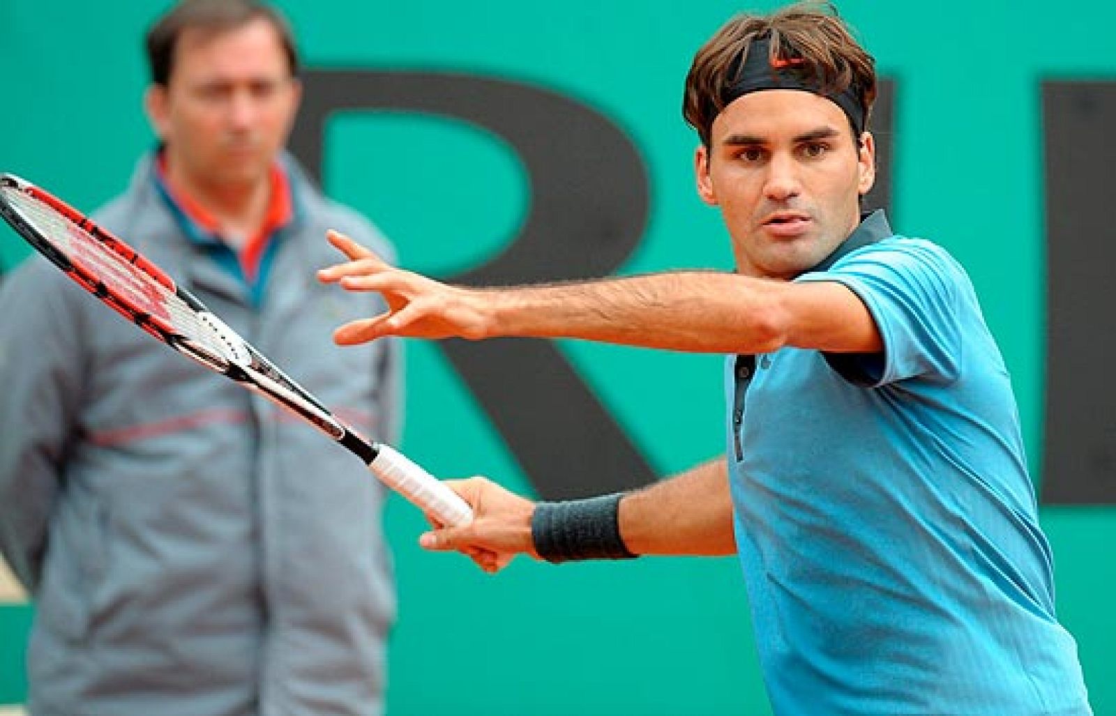 Roger Federer se ha impuesto al argentino Acasuso en cuatro sets por 7-6(10/8), 5-7, 76(7/2) y 6-2.