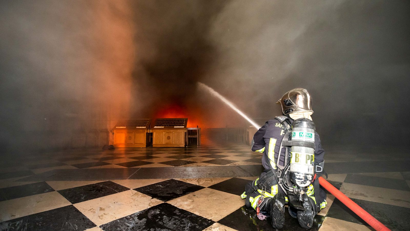 Las dificultades de la extinción del fuego en un edificio histórico