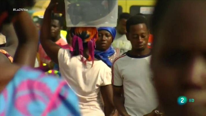 La 2 Noticias - Morir es una fiesta en Ghana