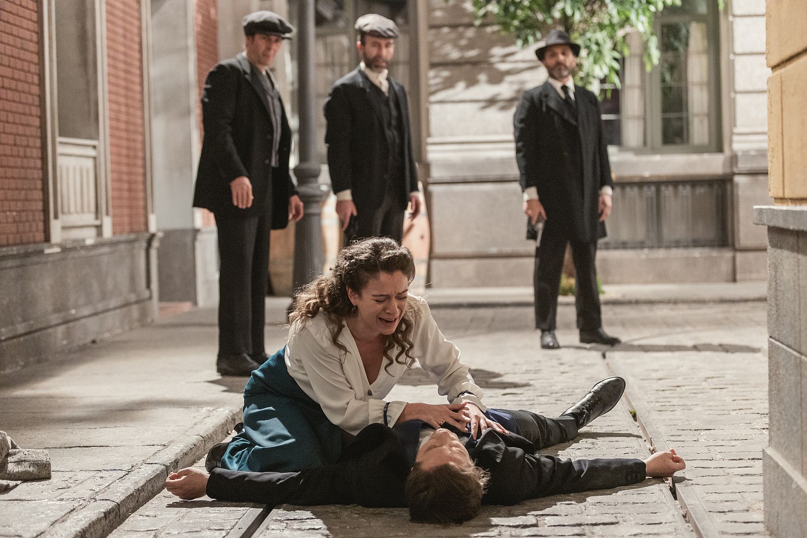 Cristóbal dispara a Samuel | Ver