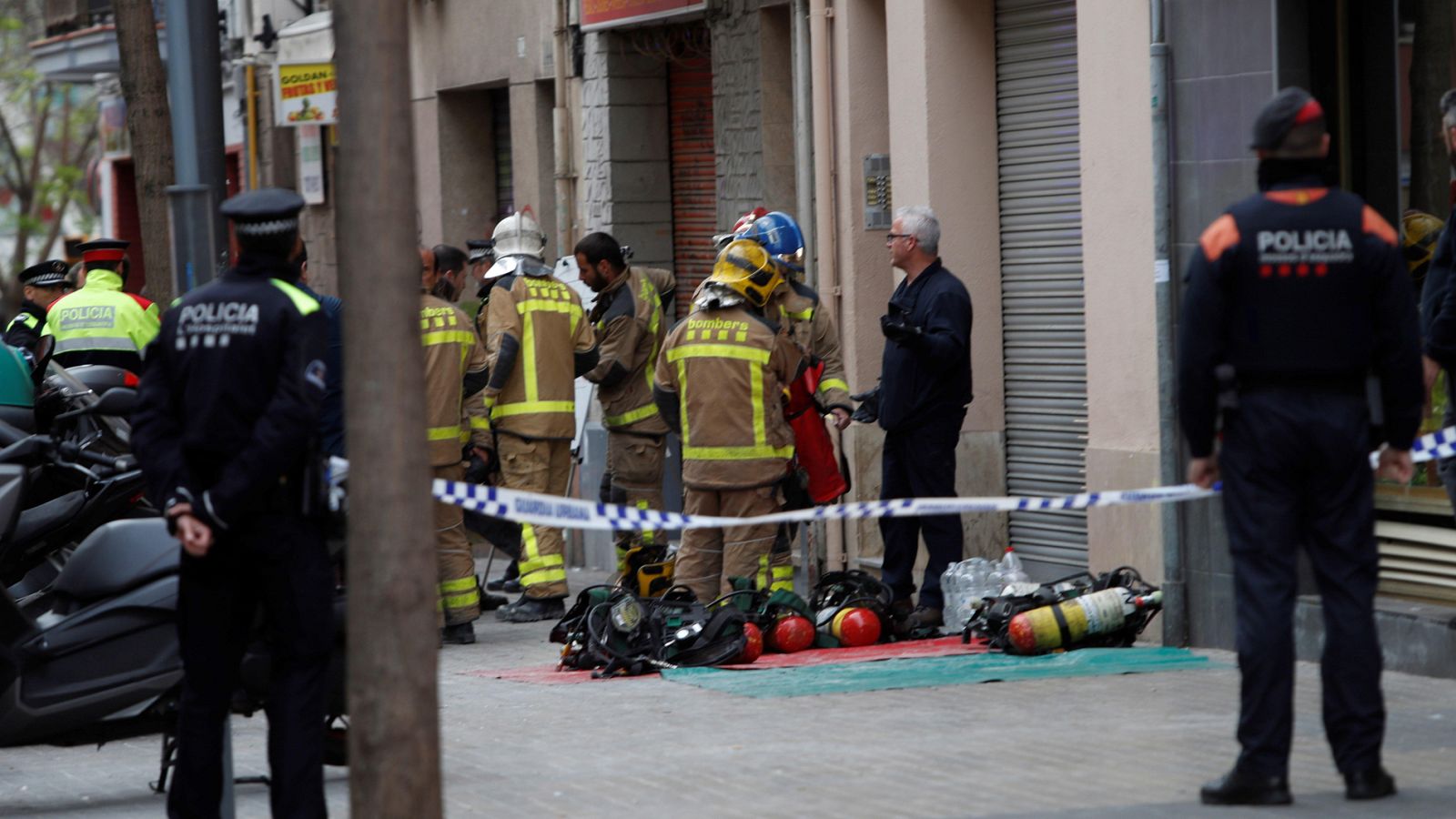 Mueren una mujer y sus dos hijos en un incendio en Hospitalet de LLobregat