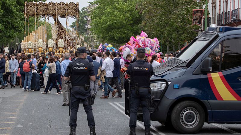 Más de 6.300 personas velarán en Sevilla por la seguridad de la Semana Santa