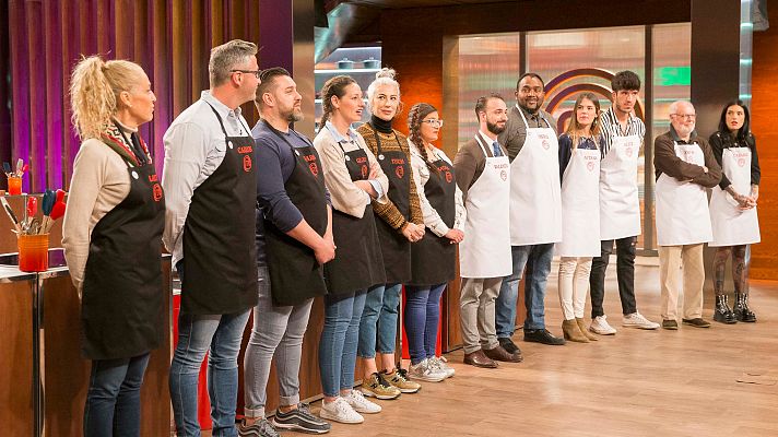 MasterChef - Valentín se viste de diputado y Teresa revoluciona a Aitana
