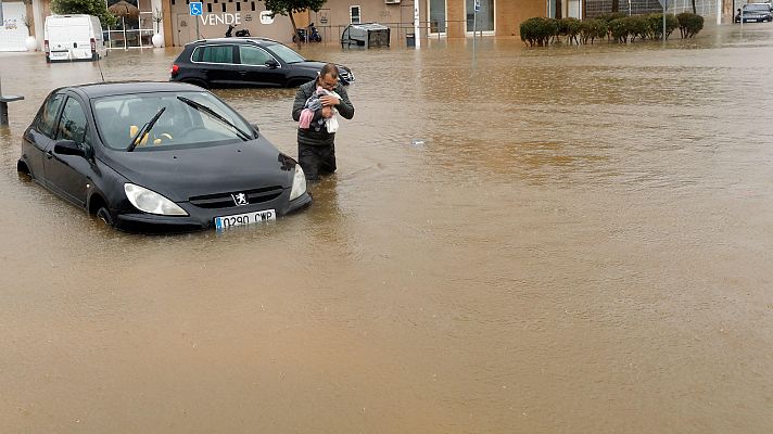 Telediario 1 - El temporal deja lluvias torrenciales en Alicante