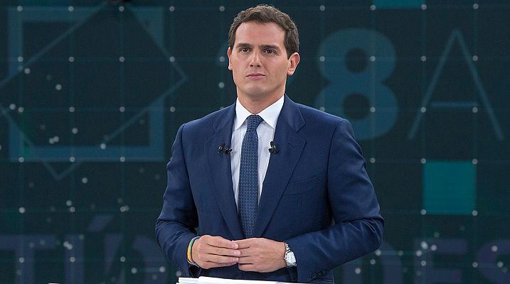 Especiales informativos - Rivera, en su minuto de oro: "Los españoles ya no vamos a callar nunca más, el 28 de abril vamos a votar, vamos a ganar"