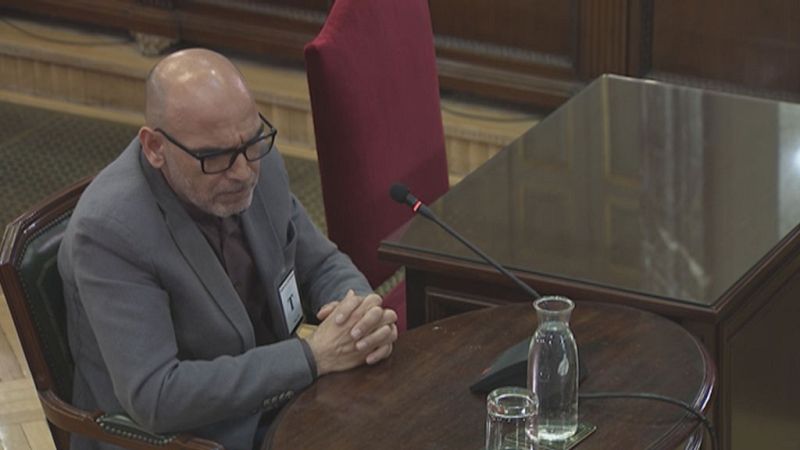 Un sargento de Mossos que medi el 20S niega que fuera Snchez el que decidiera por encima de los Mossos