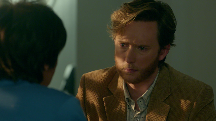 Cuéntame cómo pasó - Consuelo cuenta a Toni su historia