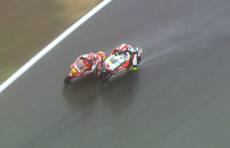 Simoncelli saca a Bautista