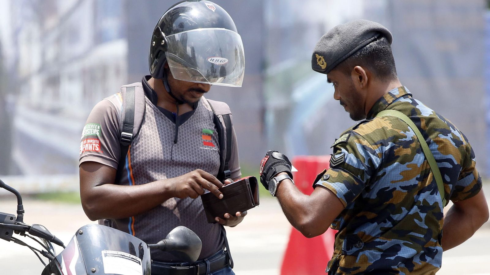 Clase alta y con estudios, el perfil de los terroristas de Sri Lanka