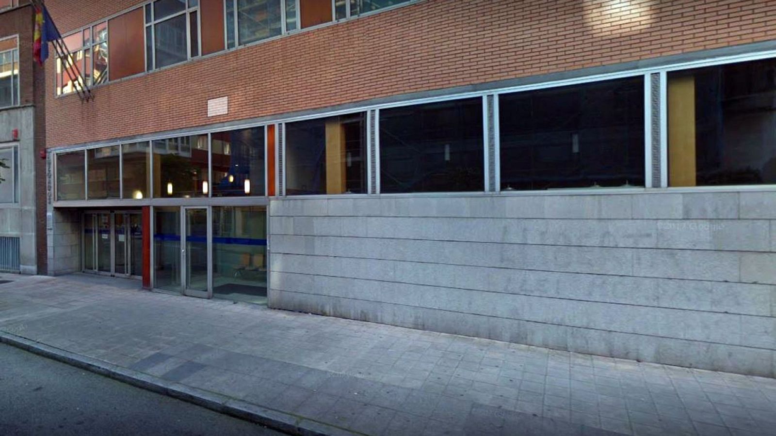 Juzgan a una mujer por publicar fotos y teléfonos de su exnovio en una web de contactos