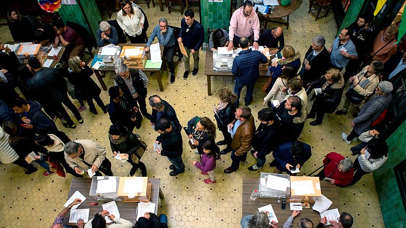 La participación en las elecciones generales a las 14:00 horas es del 41,48%, casi cinco puntos superior a la de 2016