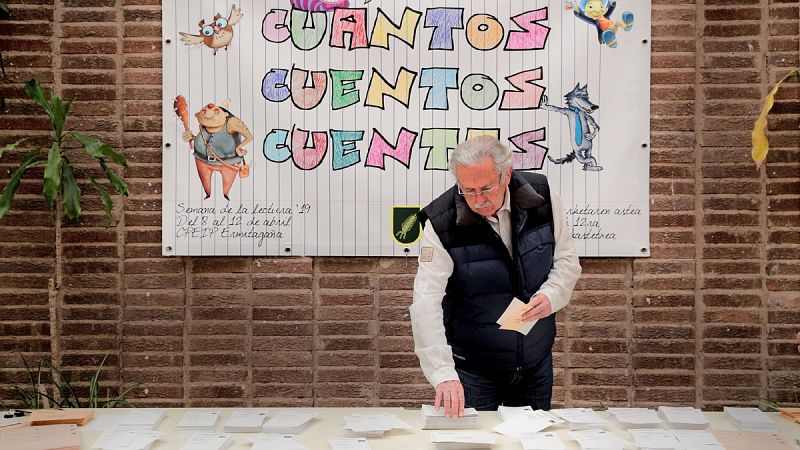 La jornada electoral transcurre con normalidad pero deja un buen número de incidencias menores