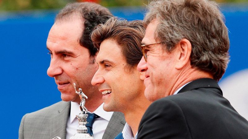 Emotivo homenaje a David Ferrer en el Godó - Tenis | Ver
