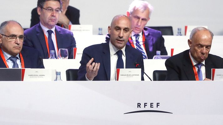 Telediario 1 - La RFEF aprueba un nuevo formato de Copa y Supercopa